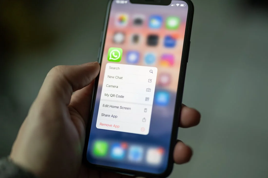 Metode Mudah untuk Download Aplikasi WhatsApp IOS