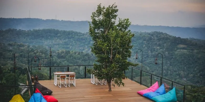 Obyek Wisata Obelix Hills: Keindahan Alam dengan Spot Foto Instagramable di Yogyakarta