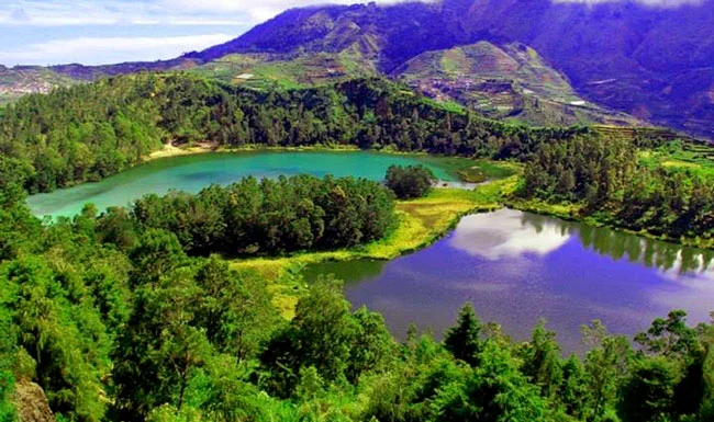 Telaga Warna Puncak Cisarua Bogor Yang Wajib Dikunjungi