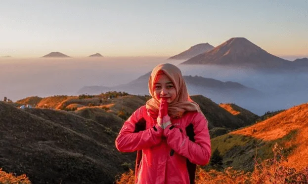 10 Gunung Di Wonosobo Dengan Pemandangan Yang Indah 4 Gunung-Di-Wonosobo-Gunung-Prau