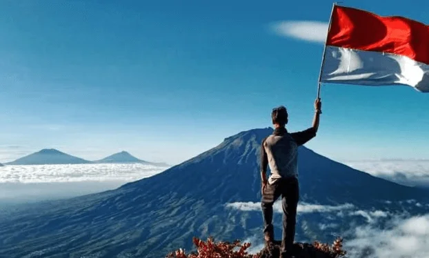 10 Gunung Di Wonosobo Dengan Pemandangan Yang Indah 1 Gunung-Di-Wonosobo-Gunung-Sindoro