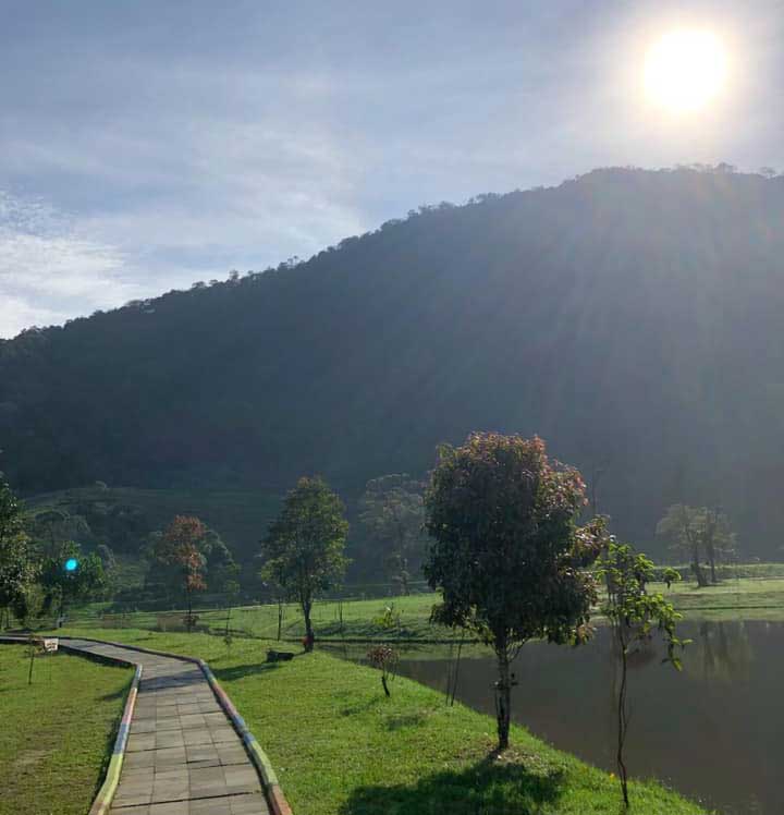 Telaga Warna Puncak Cisarua Bogor